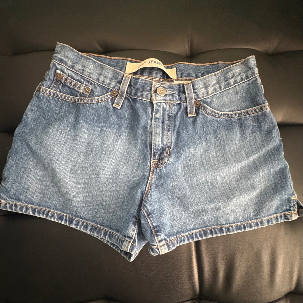 Gap Jeans Denim Shorts Womens Blue Medium Wash Mid Rise Side Slit Y2K